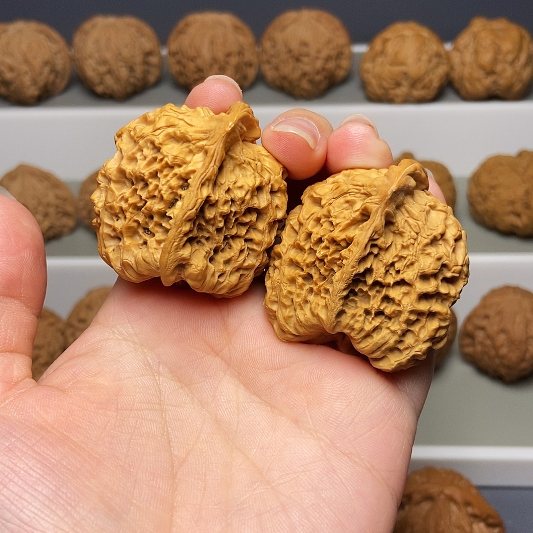 吊坠文玩核桃官帽半壁