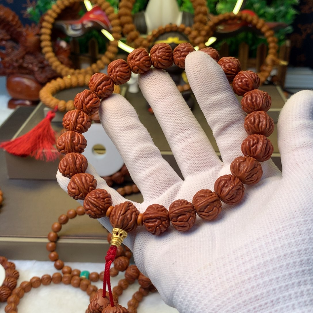 桃核手串一**酒秦岭龙纹