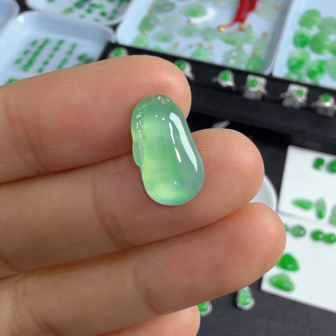 翡翠未镶嵌吊坠(不含链)k****i福瓜