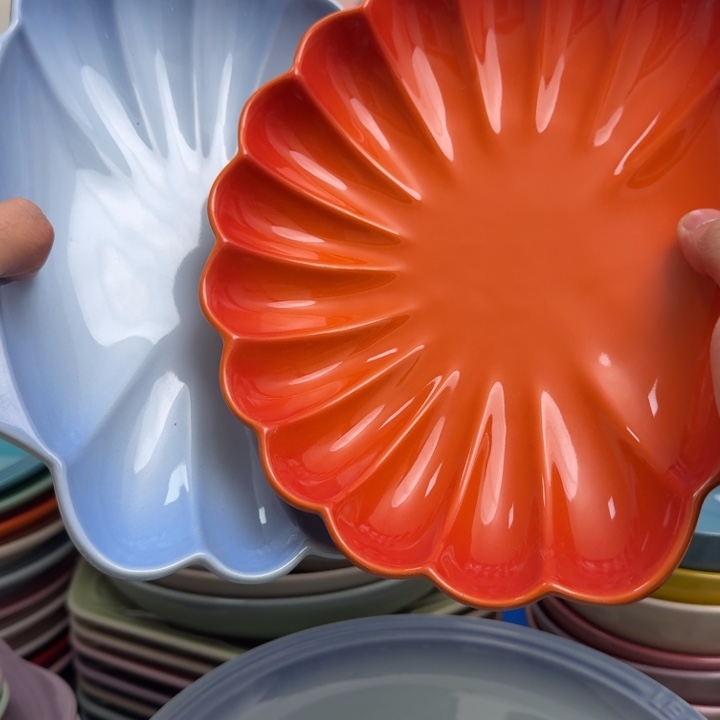 福利微瑕2个9英寸贝壳盘