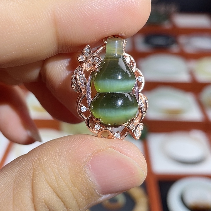 和田玉（碧玉）颈饰银S925镶嵌猫眼