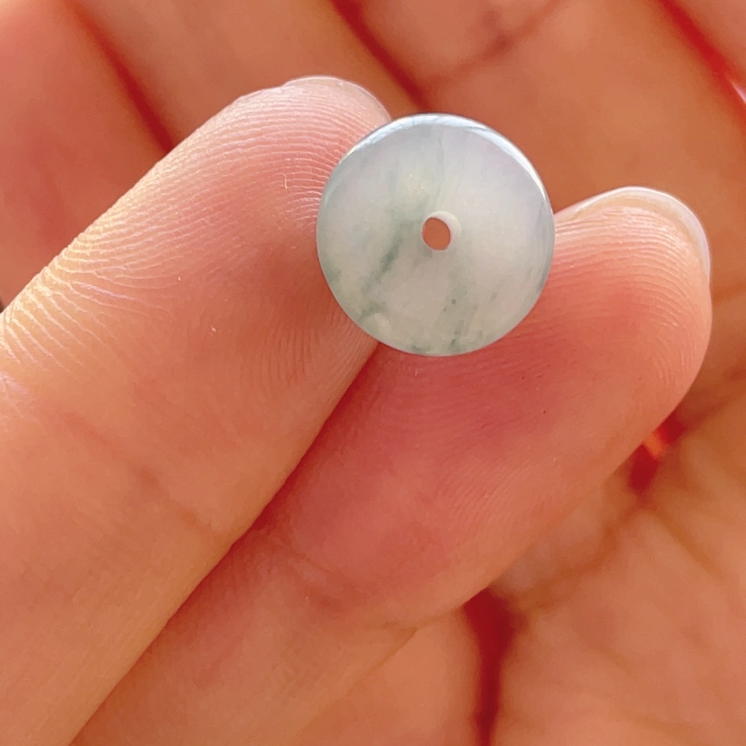 翡翠颈饰未镶嵌小扣