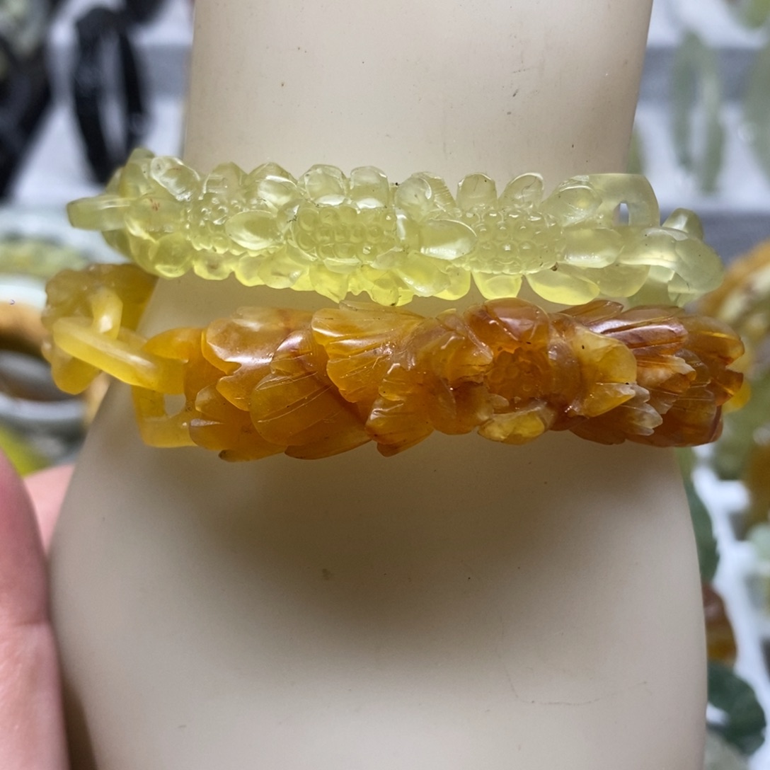 瞌***王蛇纹石玉未镶嵌手镯