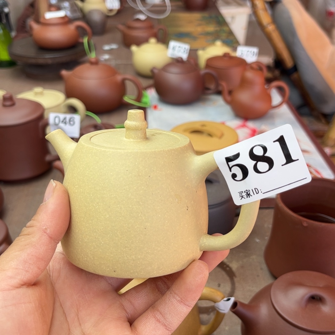 紫砂茶壶本绿汉掇200左右瑕疵