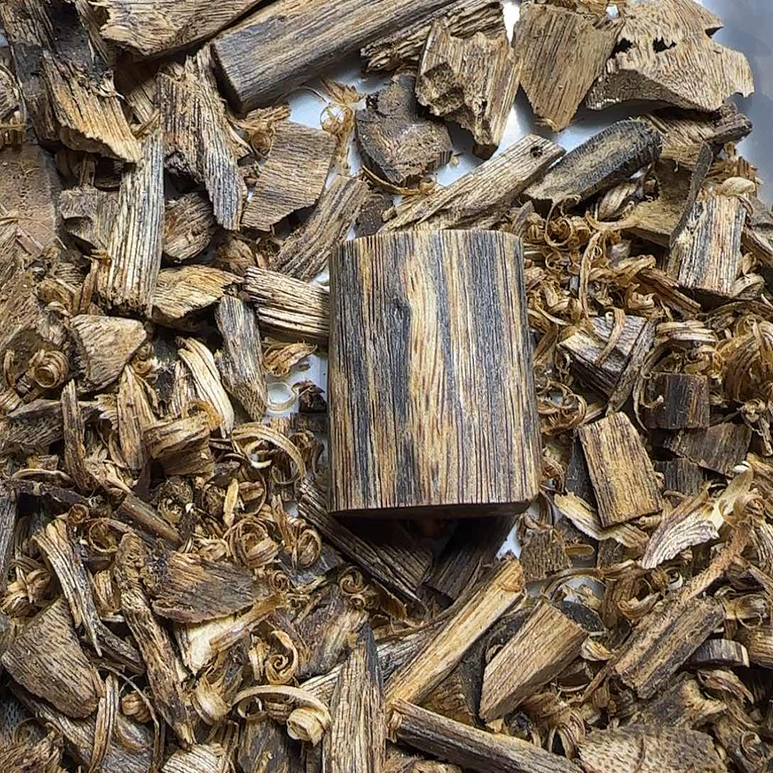 沉香沉香碎屑原汁原味