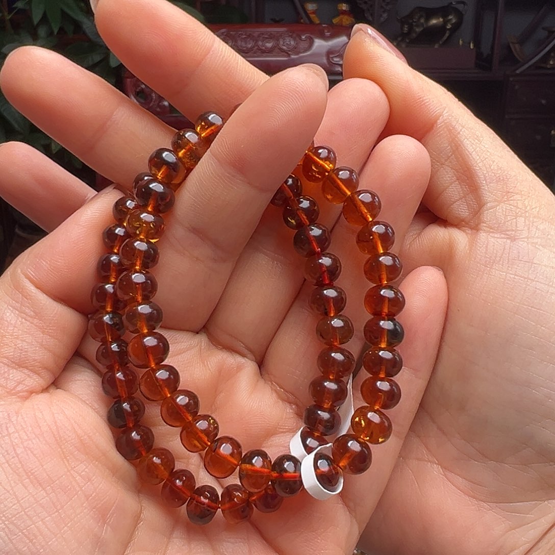 琥珀未镶嵌裸石抚顺琥珀10599七多样性发其一