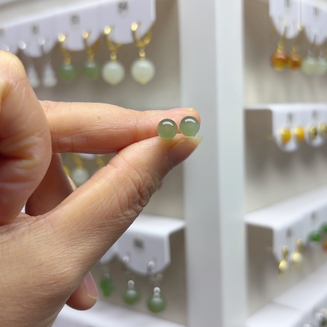 银S925镶嵌和田玉耳饰6m m