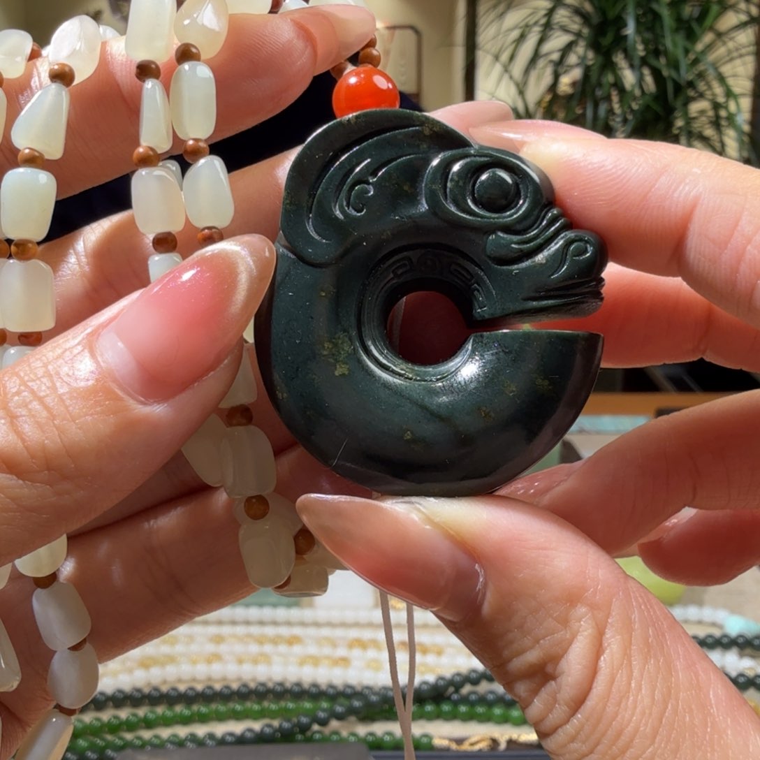 和田玉挂件未镶嵌花**康