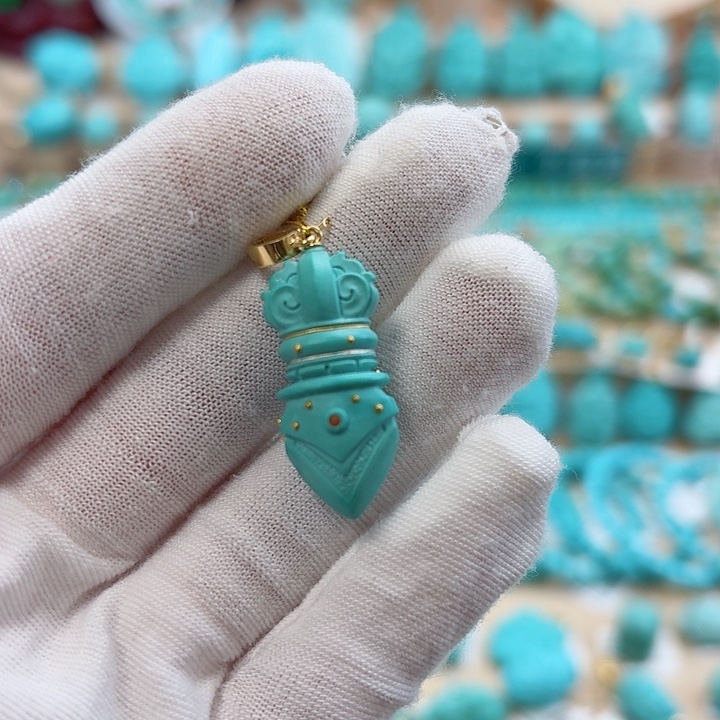 绿松石18K金镶嵌珠宝奇石