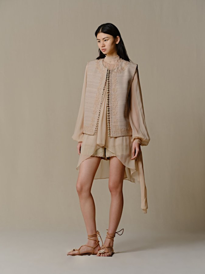 INTO THE EAST柞蚕丝贴布毛边短裤