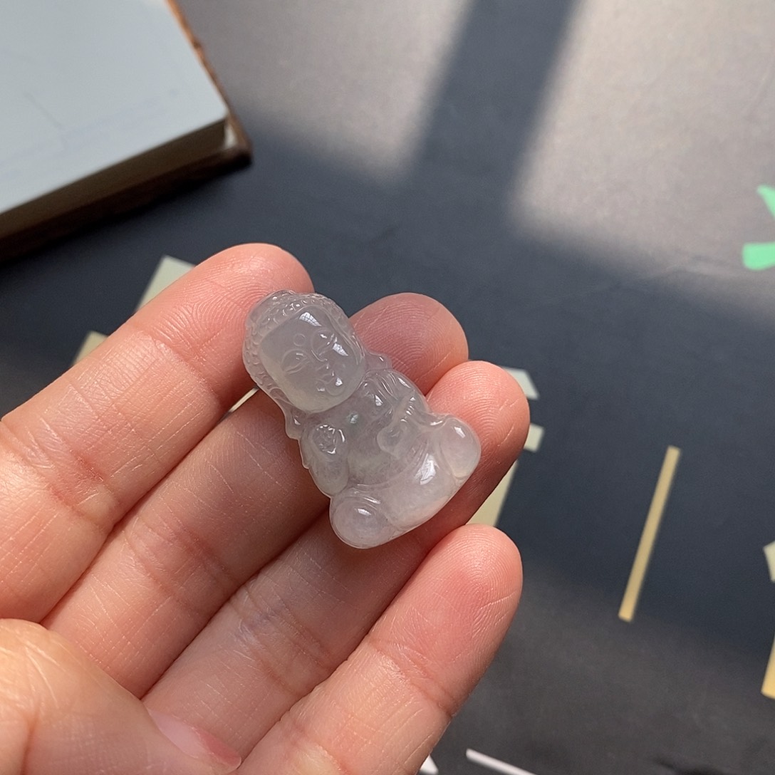 翡翠颈饰18K金镶嵌宝宝佛