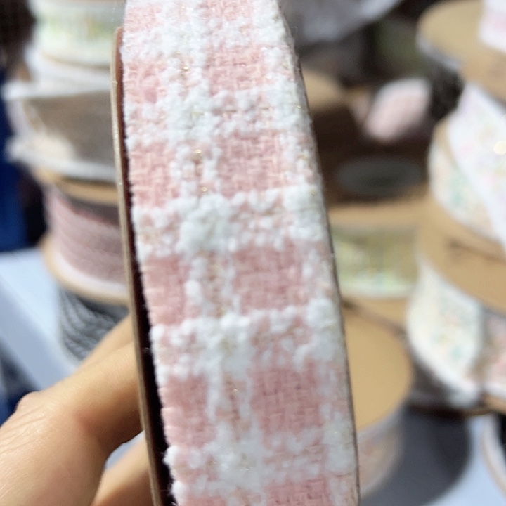 2.5的粉色格子10码