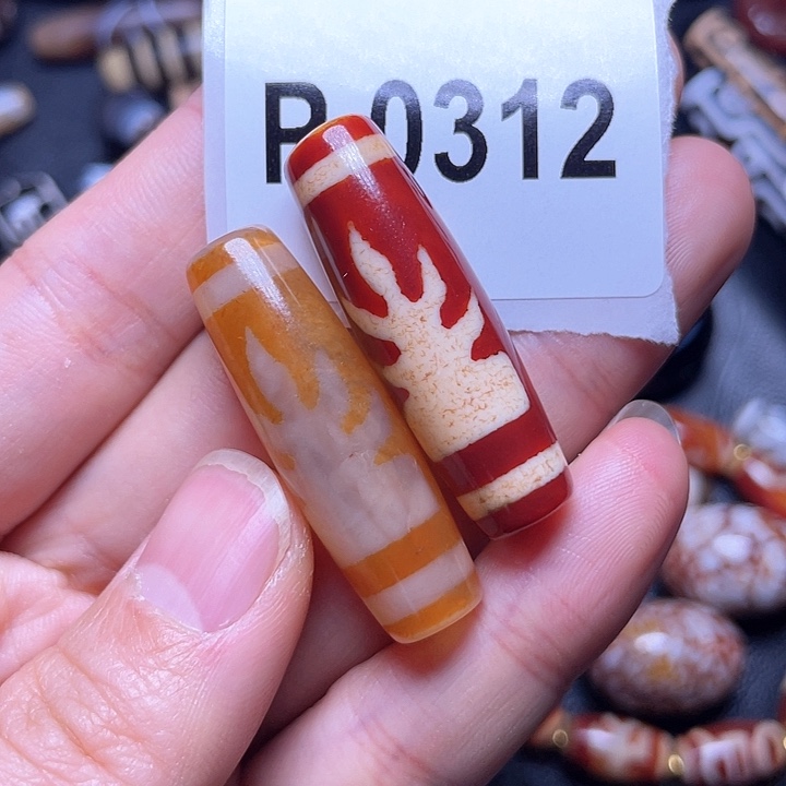 玛瑙/玉髓颈饰未镶嵌瑕疵