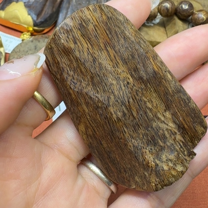 大叶紫檀（黑酸枝木类）