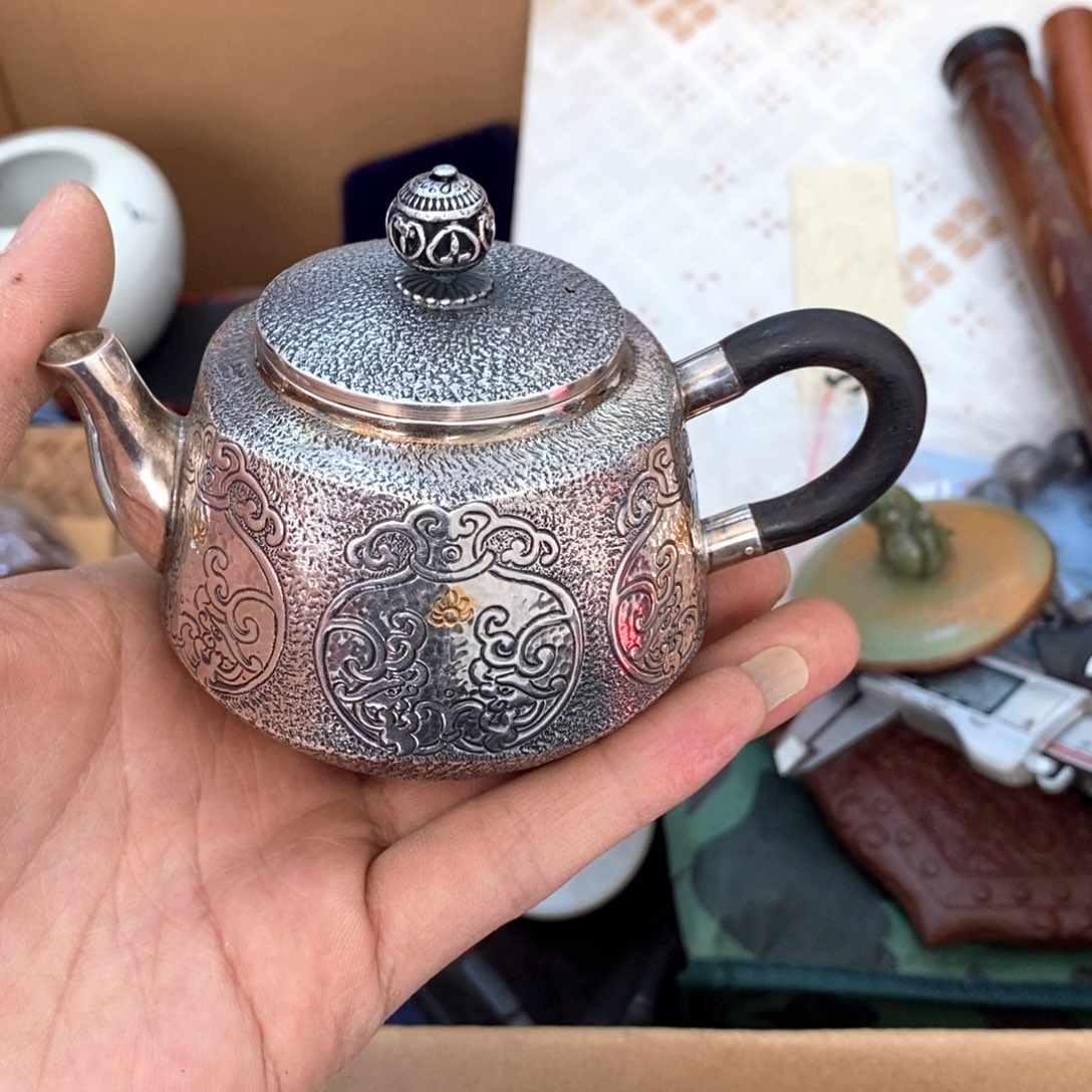 瓷片哈哈哈好像有