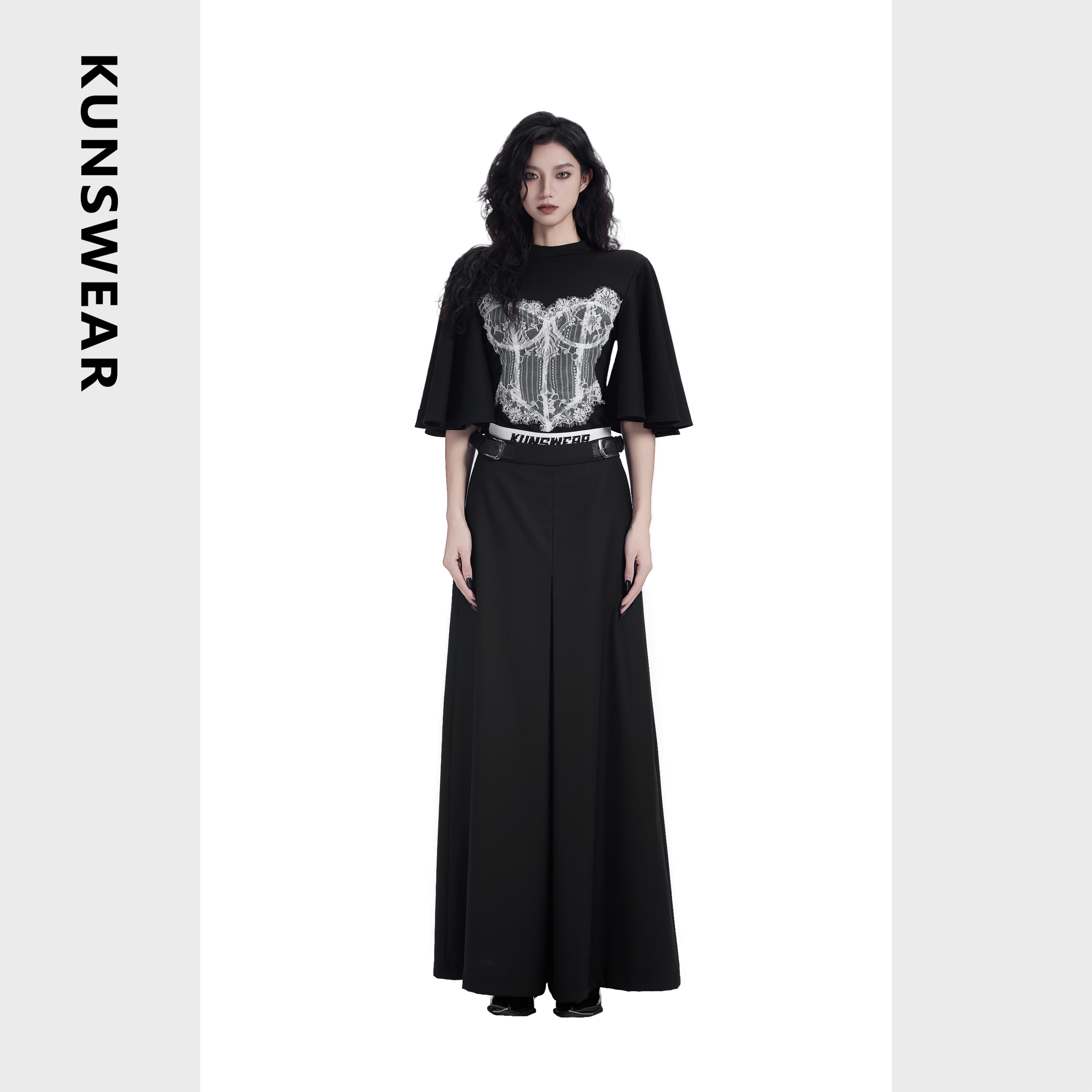 KUNSWEAR/琨丝薇尔25SU 蕾丝拼接收腰时尚蝴蝶袖上衣女 834004280