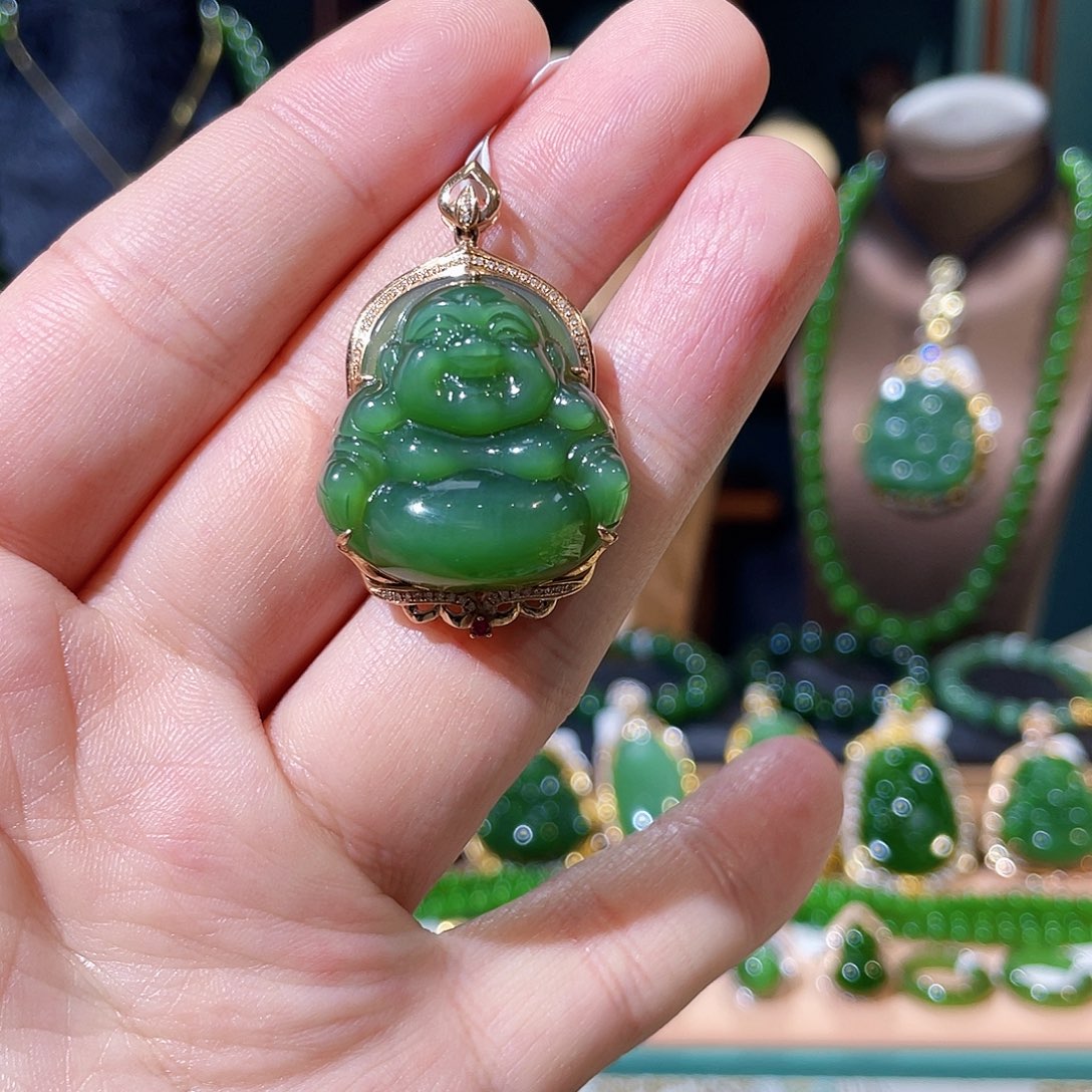和田玉（碧玉）18K金镶嵌吊坠(不含链)