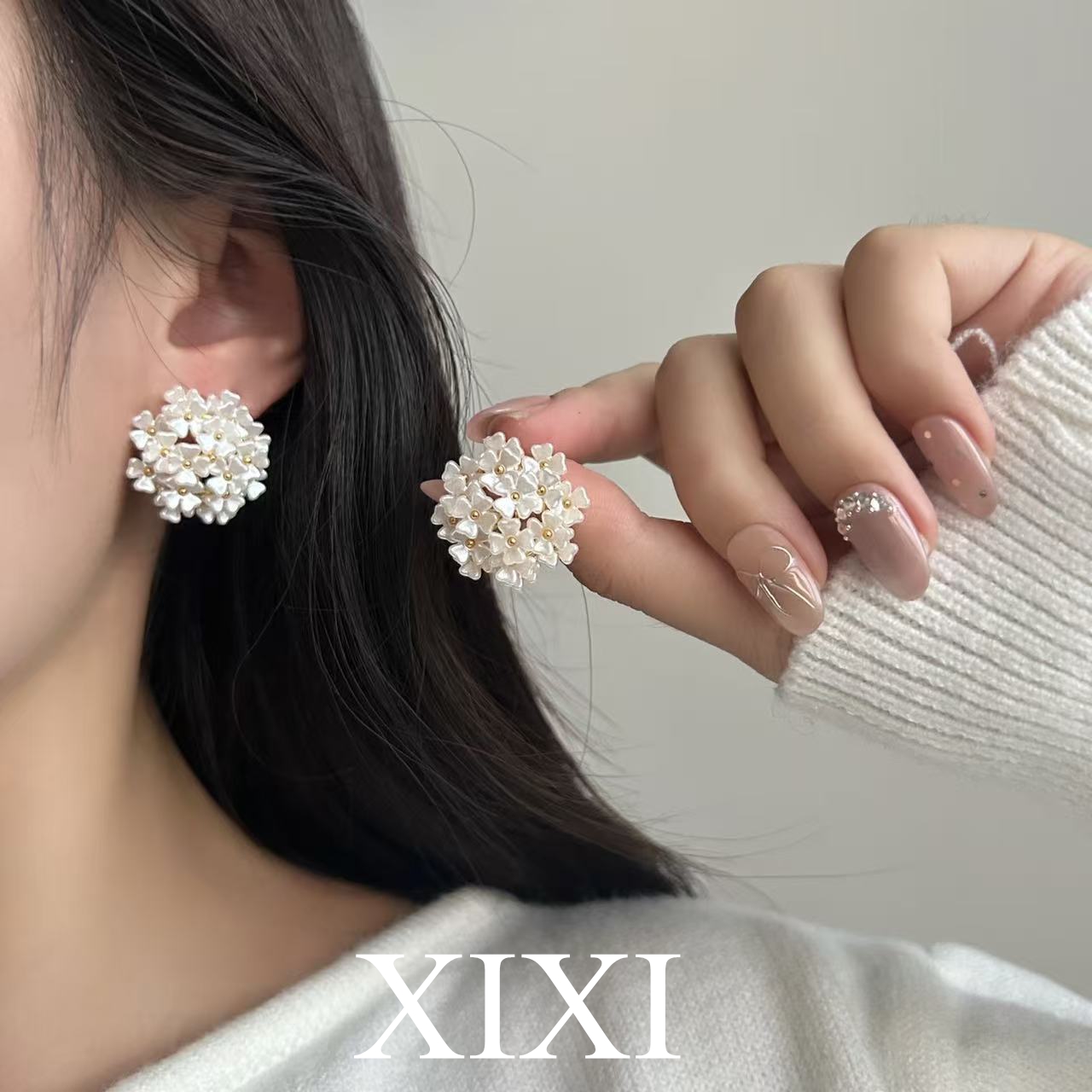 铜合金贝壳耳饰 XIXI 满天星贝壳花簇耳钉女小众气质耳饰