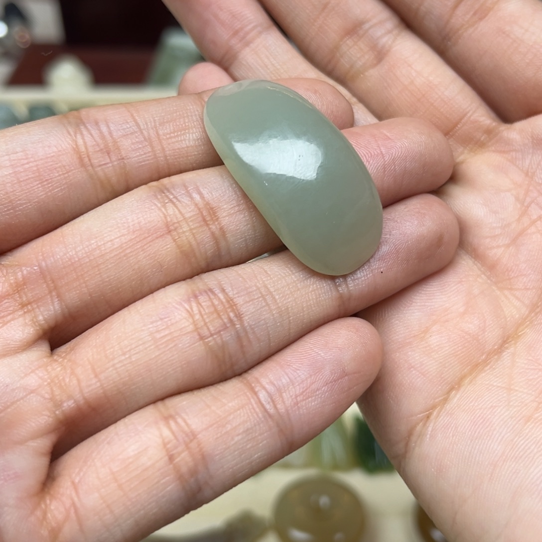 乐***玙和田玉未镶嵌珠宝半成品