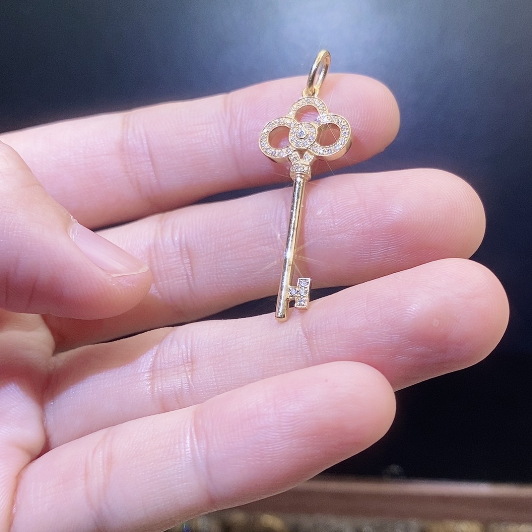 钻石吊坠(不含链)18K金镶嵌皇冠钥匙吊坠K黄