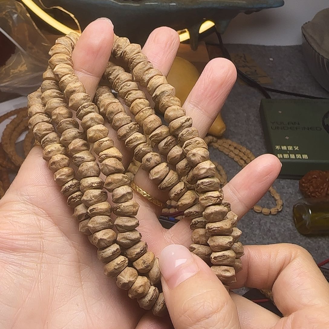 柏香籽/百香籽吊坠大肠9