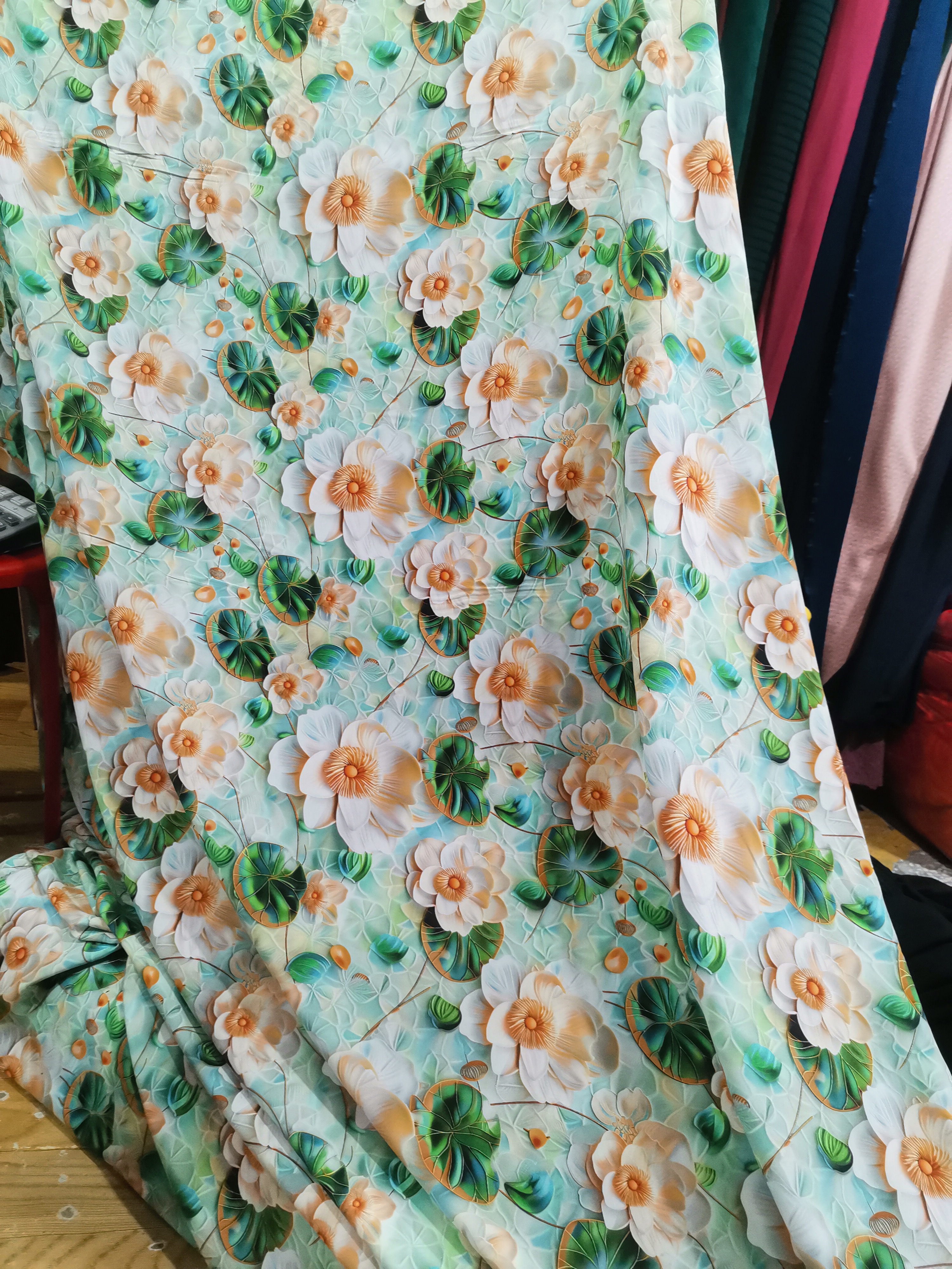 棉绸数码大花2米面料