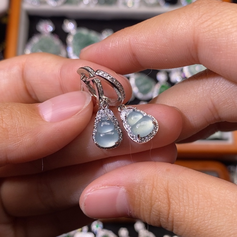 【闪购商品】翡翠颈饰未镶嵌天然