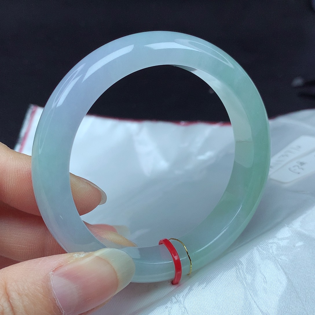 翡翠手镯未镶嵌53圈710