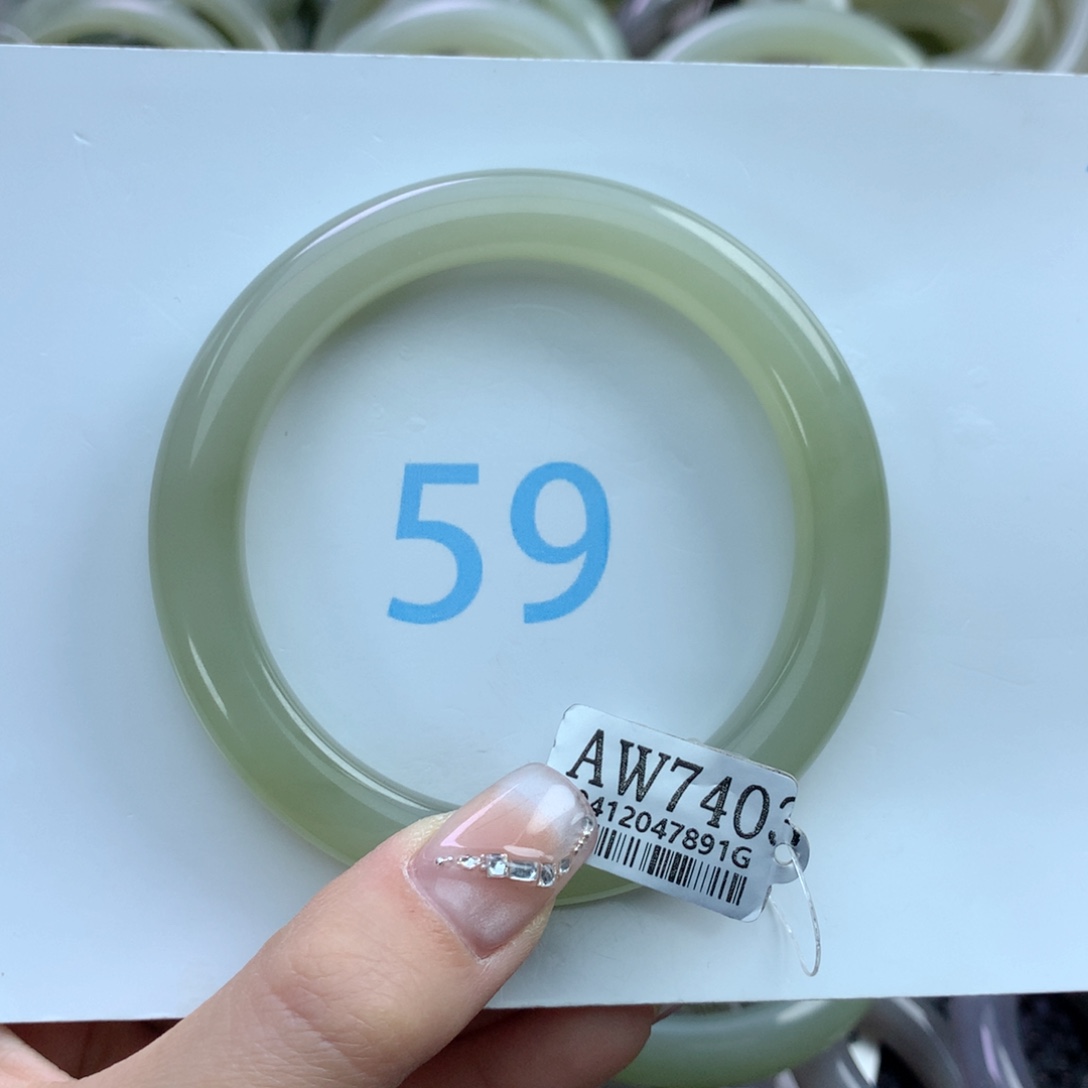 和田玉手镯未镶嵌米*