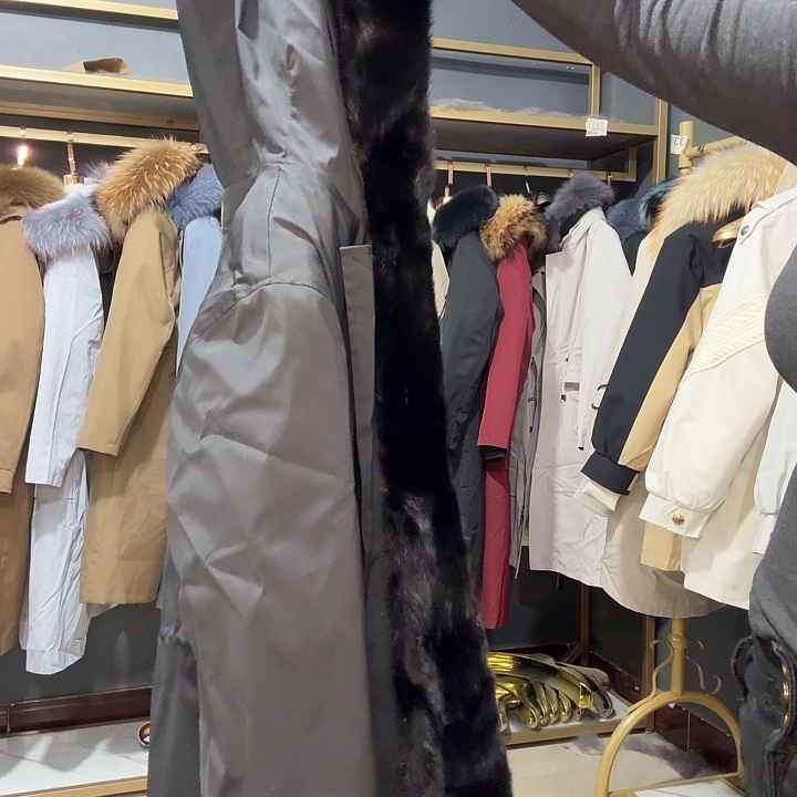 贞****690衣服衣服衣服