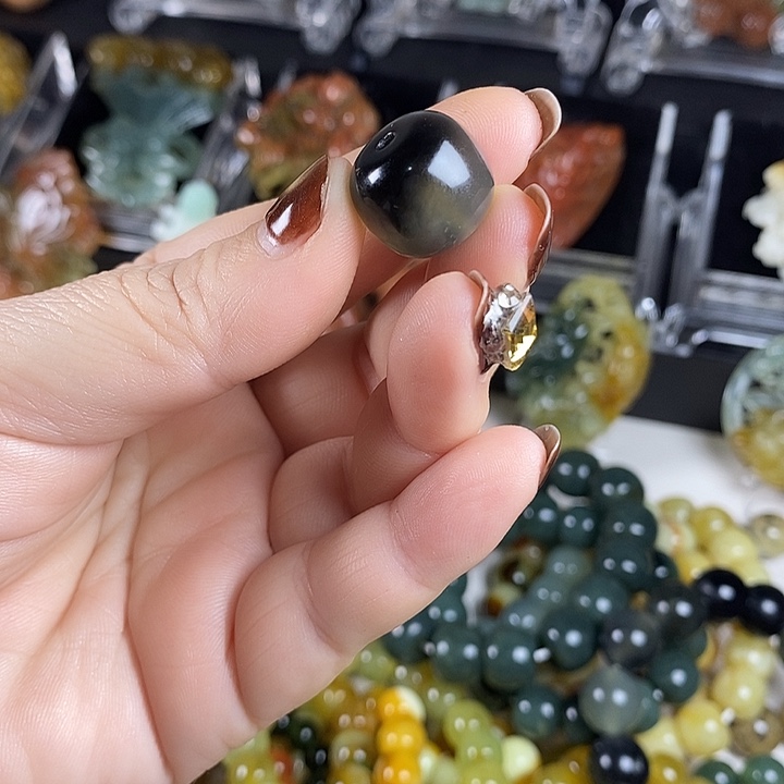 蛇纹石玉未镶嵌手串