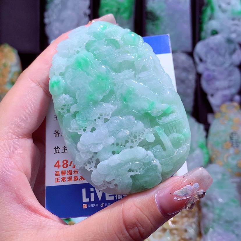 【闪购商品】翡翠颈饰未镶嵌挂件