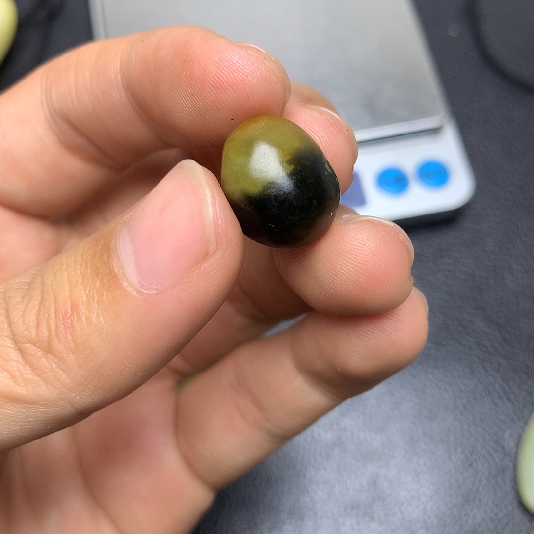 和田玉未镶嵌摆件