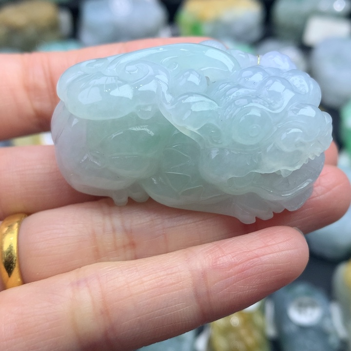 翡翠颈饰未镶嵌天然缅甸A货翡翠貔貅吊坠