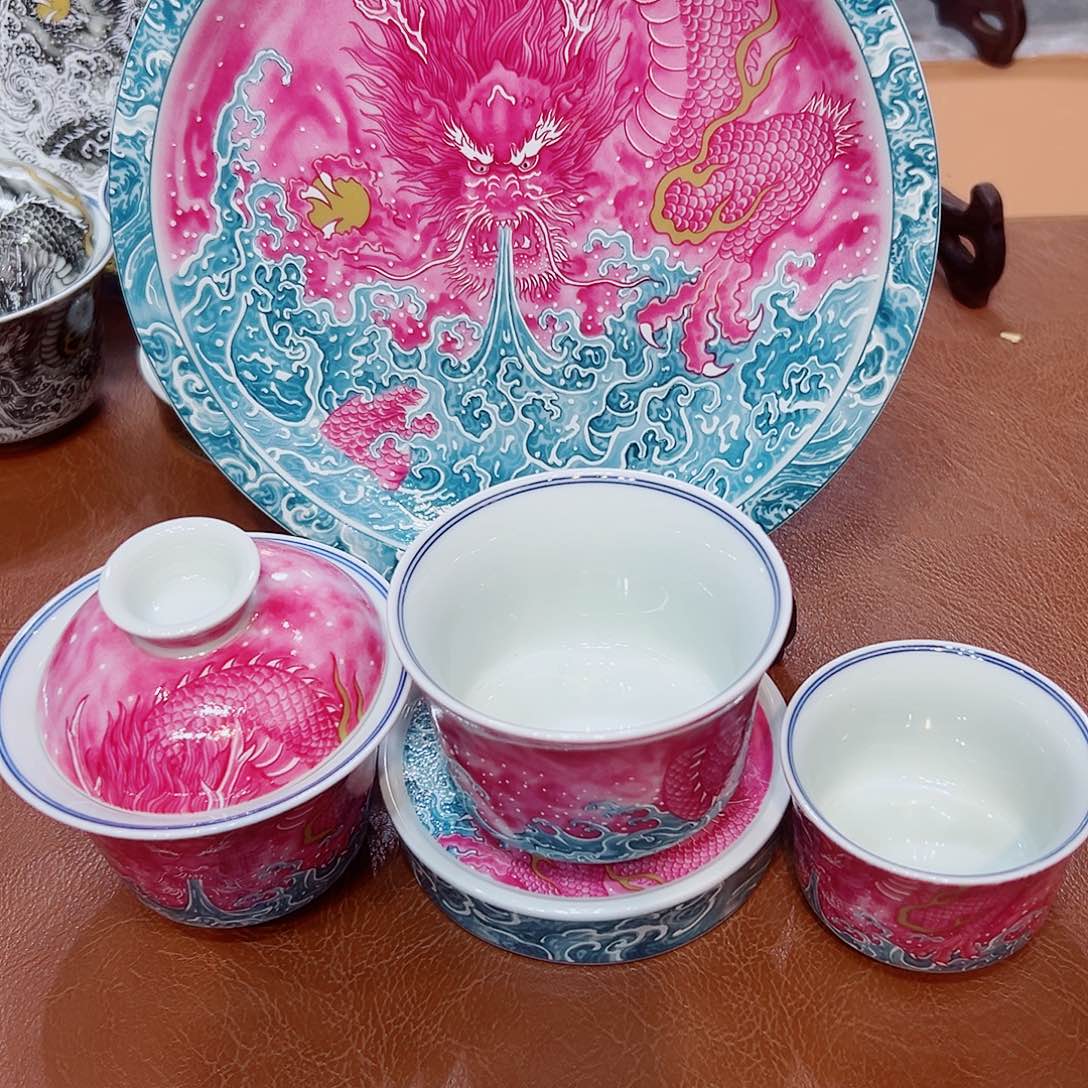 摆件景德镇市和上海浦东新区的部分