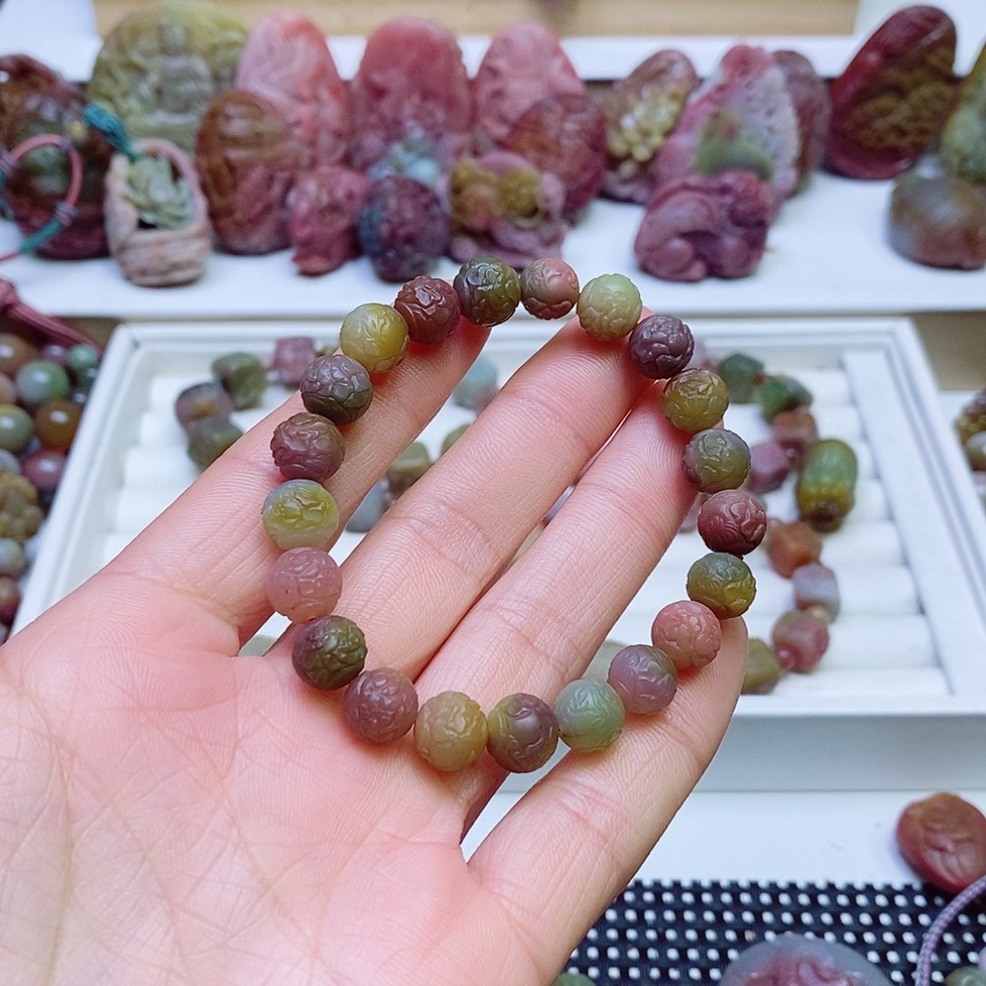 玛瑙/玉髓盐源玛瑙手链未镶嵌啊****吧