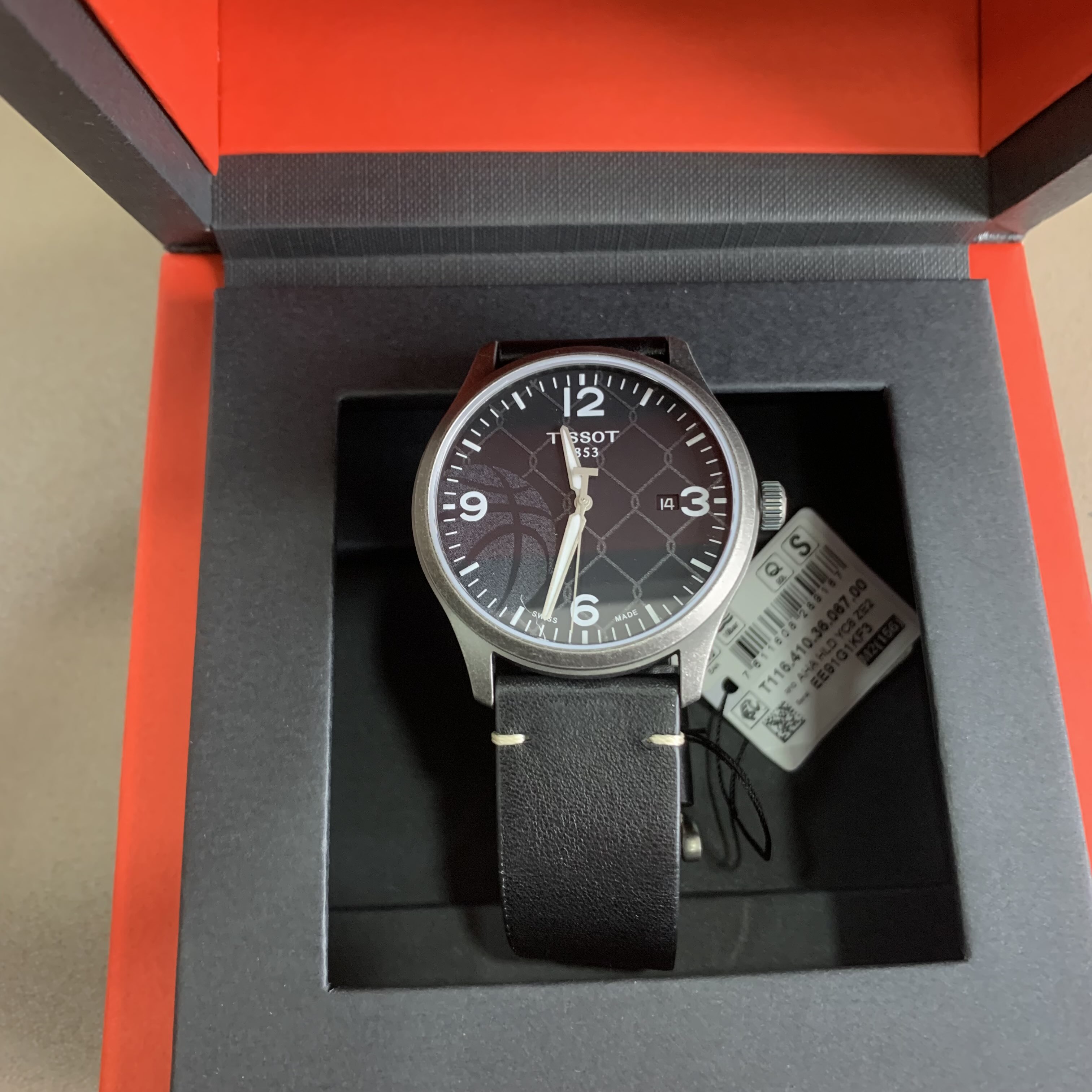 95新 Marc Jacobs/莫杰  天梭黑盘黑皮带手表 1892 2753 