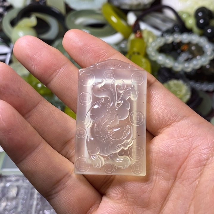 岫玉岫玉颈饰未镶嵌