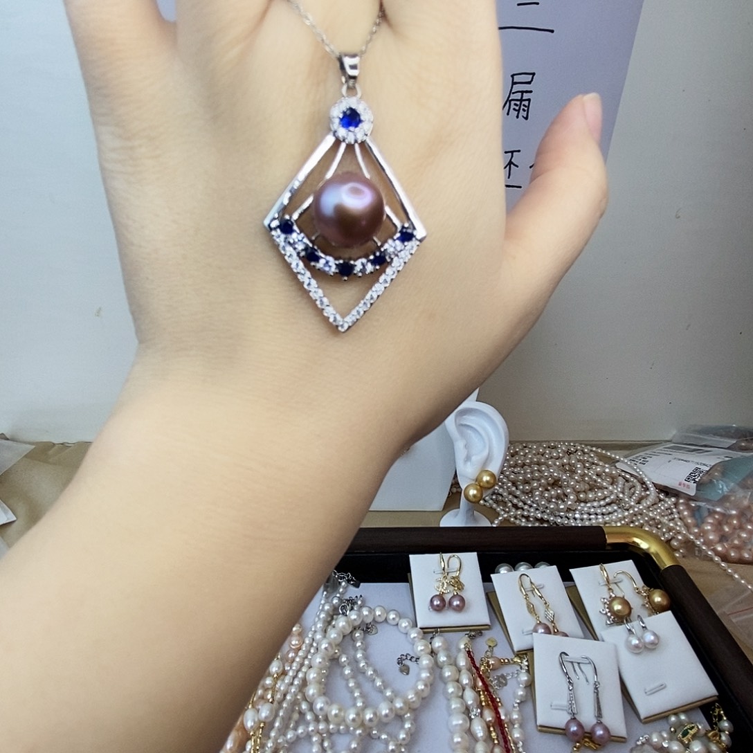 淡水珍珠合金吊坠(赠链)