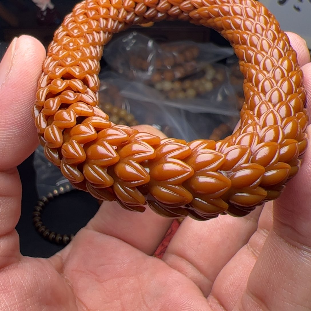 猴头核桃吊坠魔力