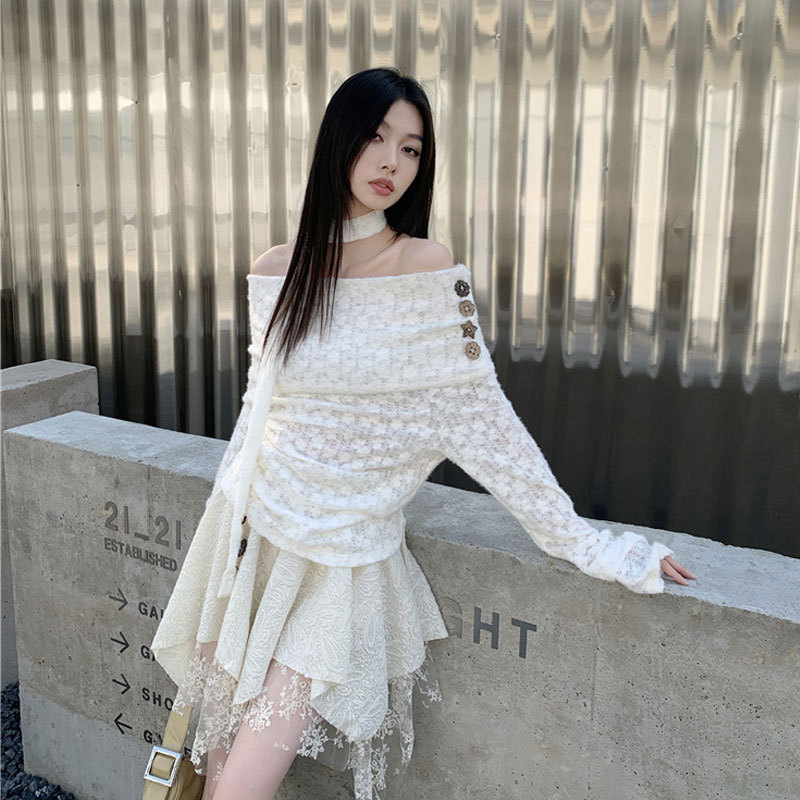 t恤女秋设计感一字领长袖不规则纽扣露肩辣妹上衣+网纱拼接半身裙