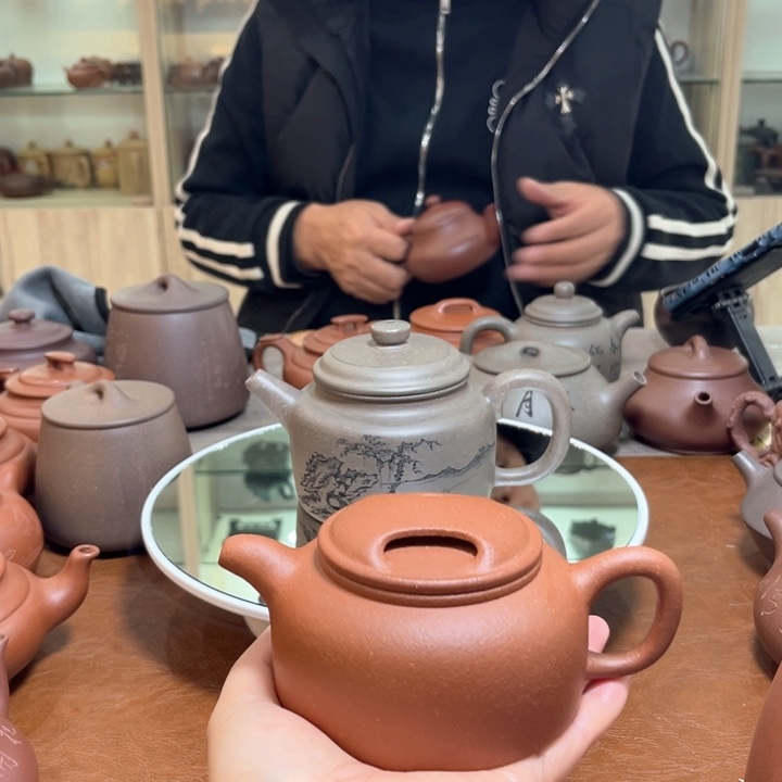 茶壶紫砂牛盖红降坡手工制作