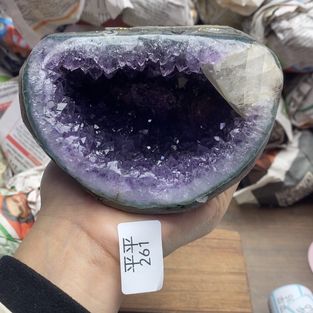 水晶未镶嵌大型摆件（非配饰）