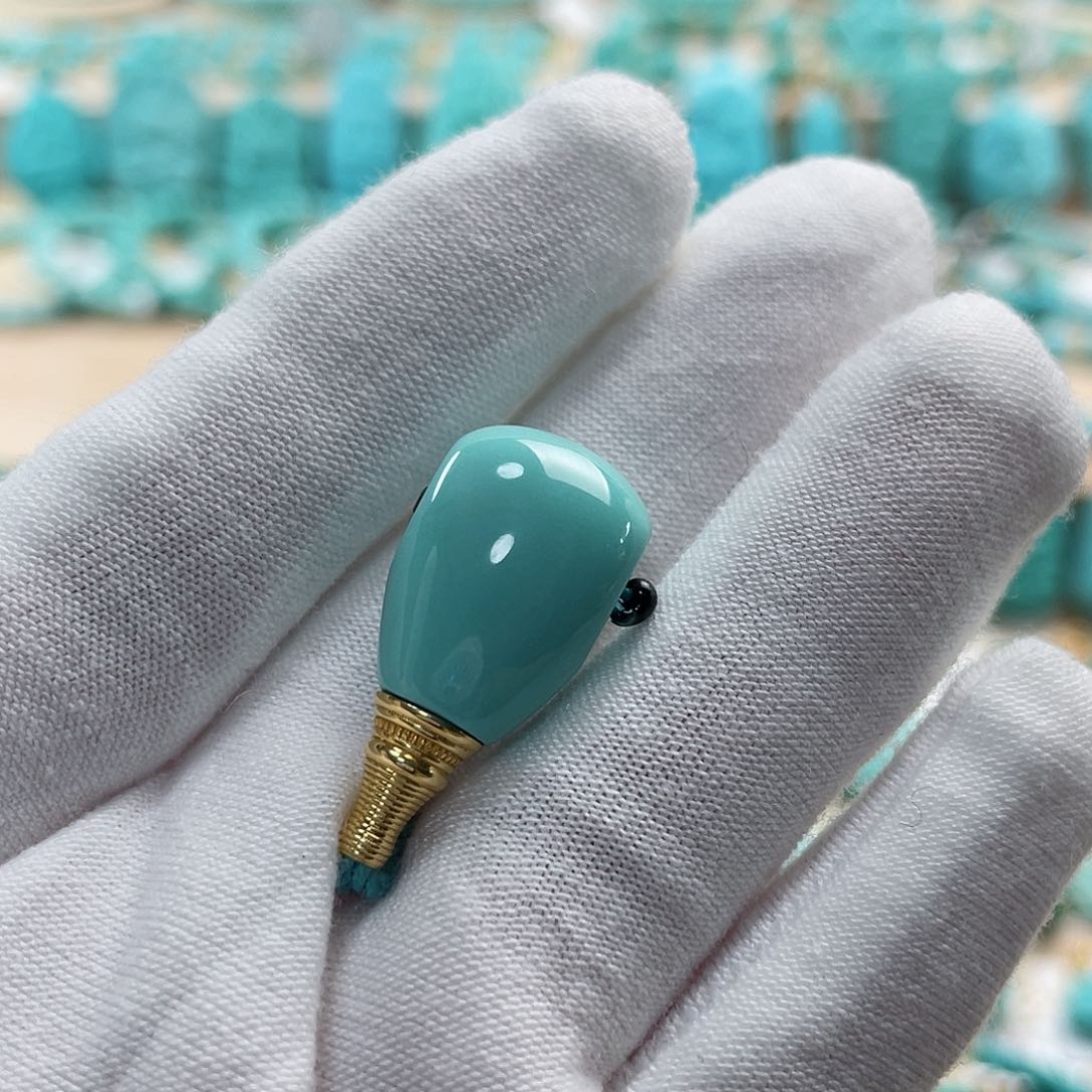 绿松石珠宝奇石18K金镶嵌