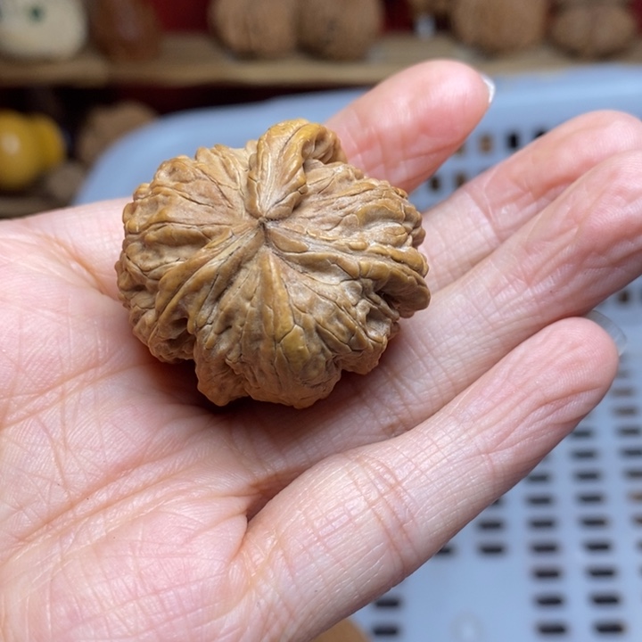 ￴***把件文玩核桃文玩