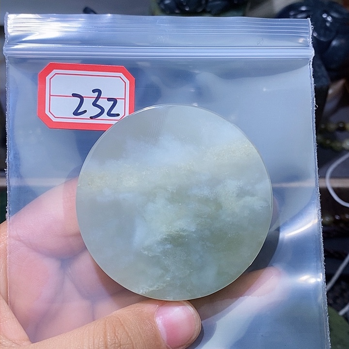 和田玉和田玉边角料随机发未镶嵌