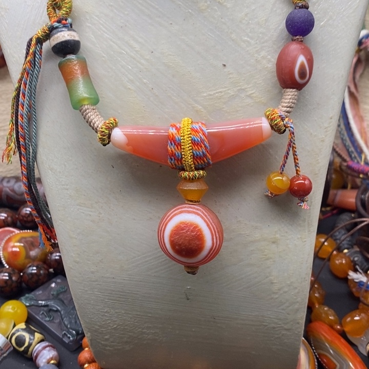 玛瑙/玉髓颈饰未镶嵌小*五