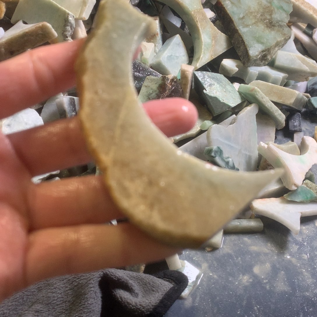翡翠颈饰未镶嵌缅甸翡翠