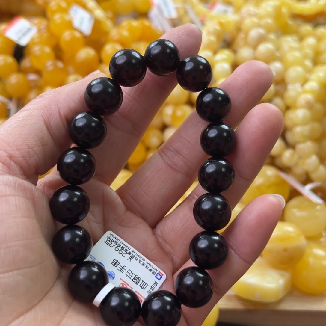 琥珀珠宝奇石未镶嵌