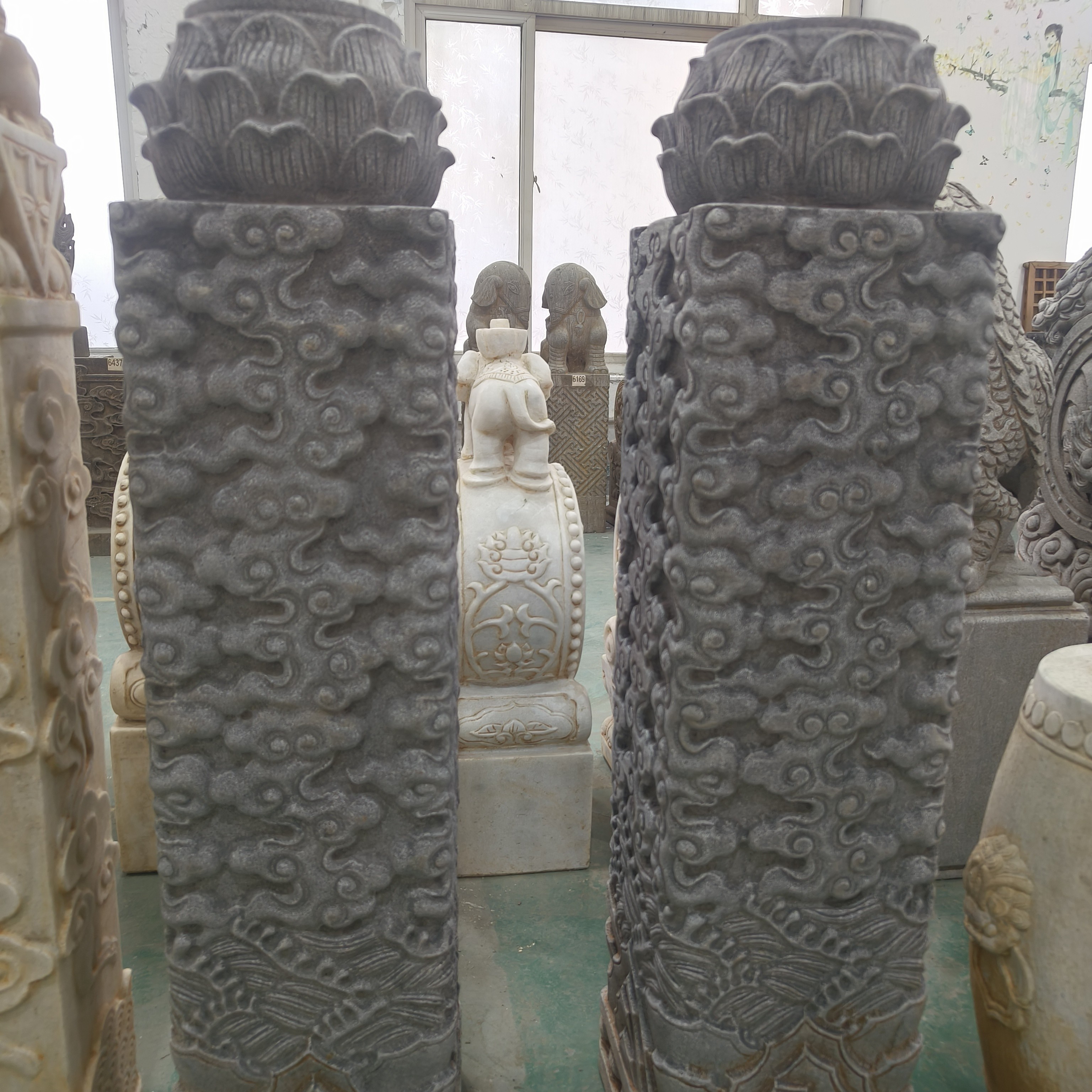 天然青石祥云柱子